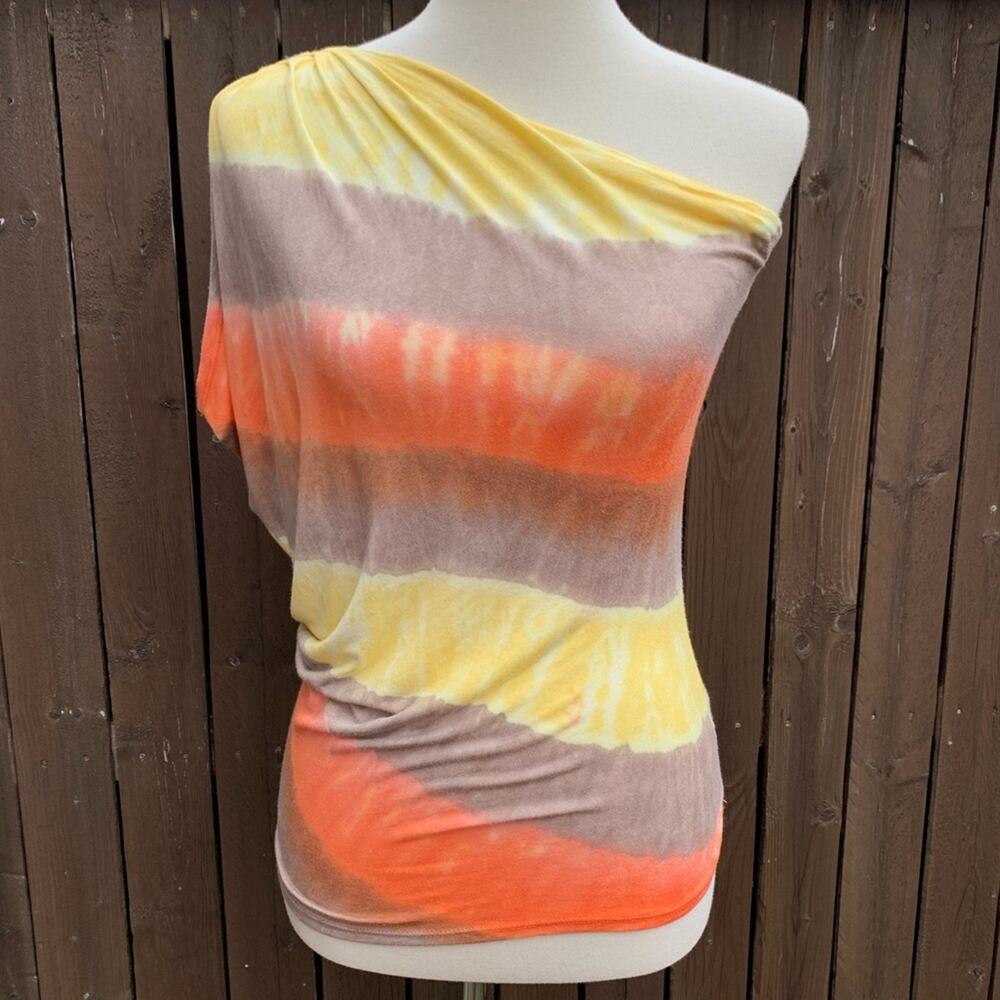 Red Haute | Multicolored Size XS One Shoulder Top
